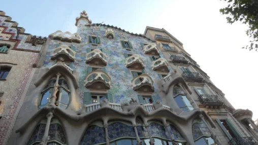 barcelona gaudi catalan modernism facade nature casa batlo