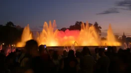 barcelona magic fountain montjuic yellow red colour color light music show