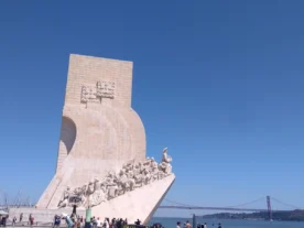 lisbon discovery monument padrao dos decobrimentos belem tagus river